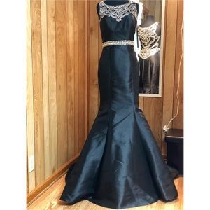 Pageant Dress/ Formal Gown/ Homecoming Court Dress